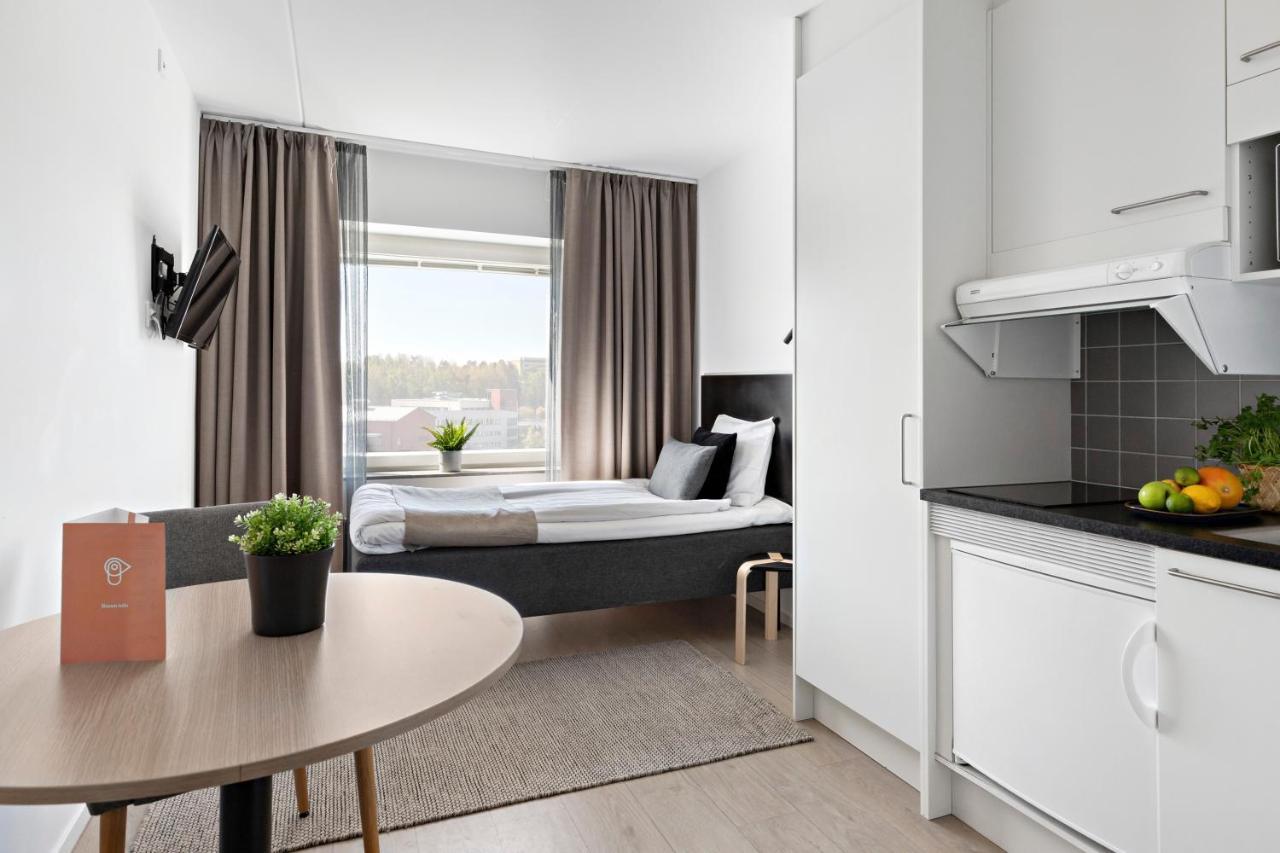Forenom Hotel Flemingsberg - 10Min From Aelvsjoe Huddinge Eksteriør bilde