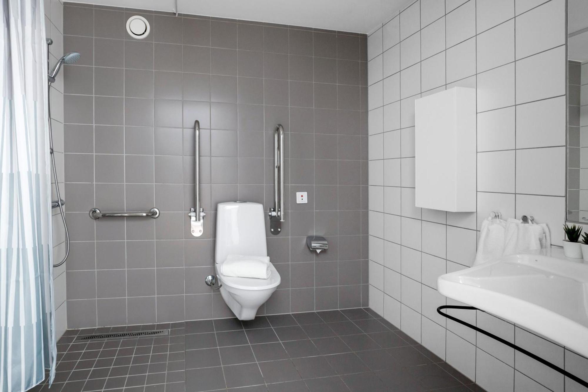 Forenom Hotel Flemingsberg - 10Min From Aelvsjoe Huddinge Rom bilde